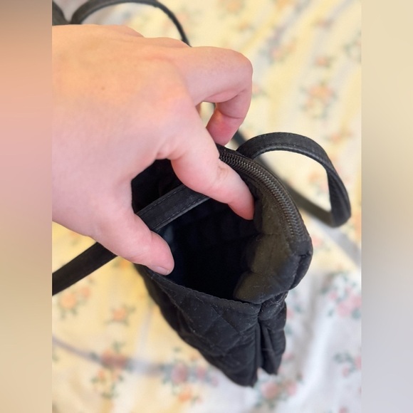 ✨VINTAGE✨ LIKE 🆕 BLACK VERA BRADLEY Alayne Slim Shoulder Bag - Picture 4 of 5